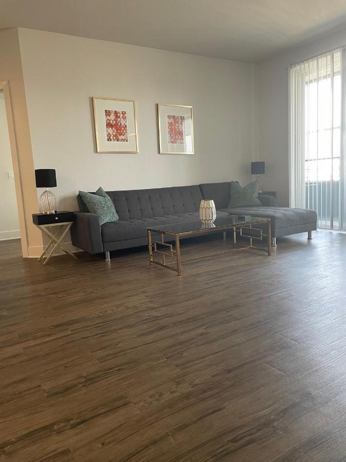 Villa Marina - Modern & Immaculate, Spacious, Gated Condo With Fireplace Pool, Gym, 2 Master Bedrooms 로스앤젤레스 외부 사진